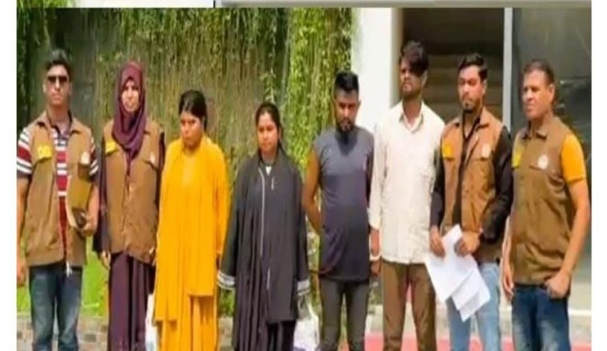 নরসিংদীতে ডিবির অভিযানে ‘হানি ট্র্যাপ’ চক্রের ৪ সদস্য গ্রেফতার